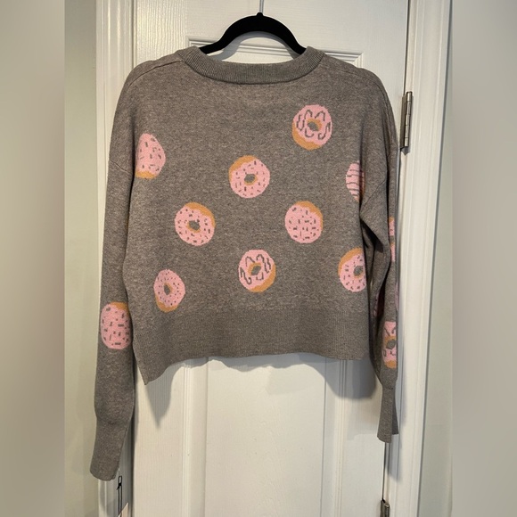 NWT If It Were Me Size S Oversized Cropped Pink Frosted Donut Pullover Sweater - Picture 8 of 13